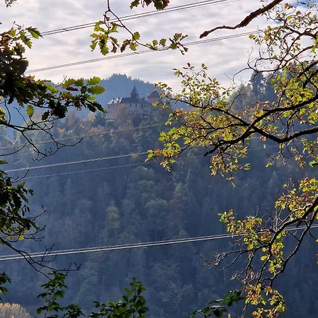 Gemuetliche Am Waldrand
